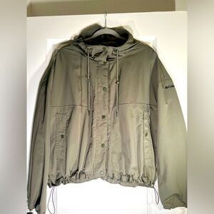 NWT Columbia “Day Trippin” Olive Green Bomber Jacket Size XL